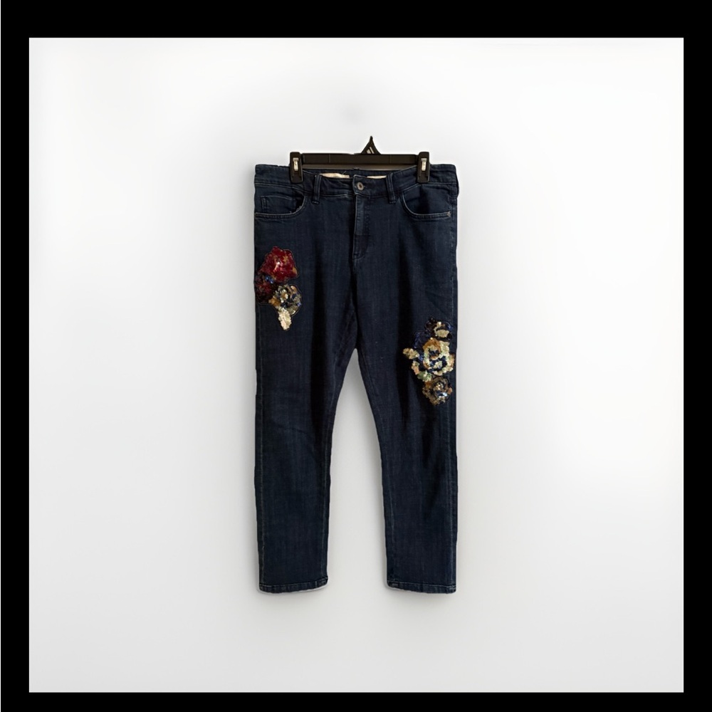 ANTHROPOLOGY Pilcro and the Letterpress women’s flower sequin jeans.